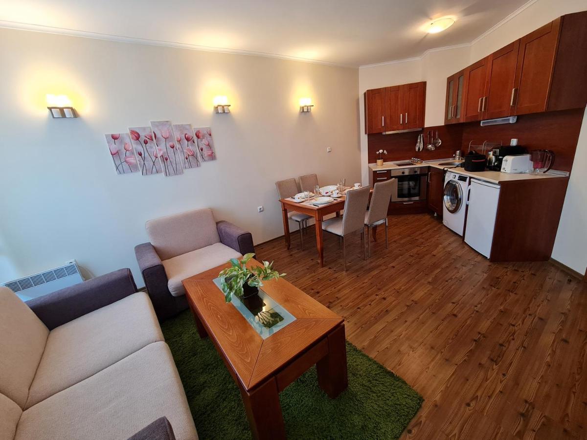 Bansko Vibes Apartments - Flora Boutique Eksteriør billede